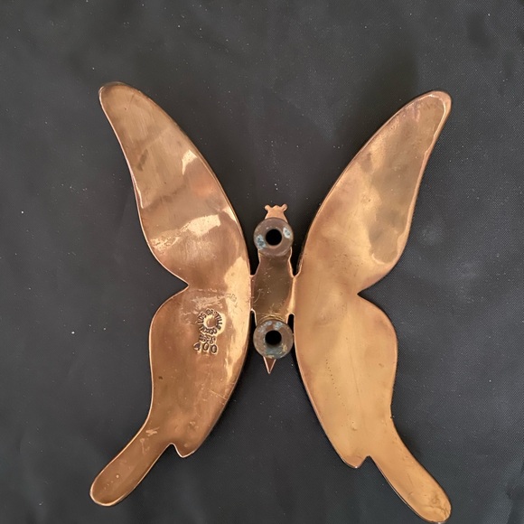 Rare Mid-Century Mosaic Abalone Butterfly With Two Cup Drawer Pulls - Picture 3 of 5